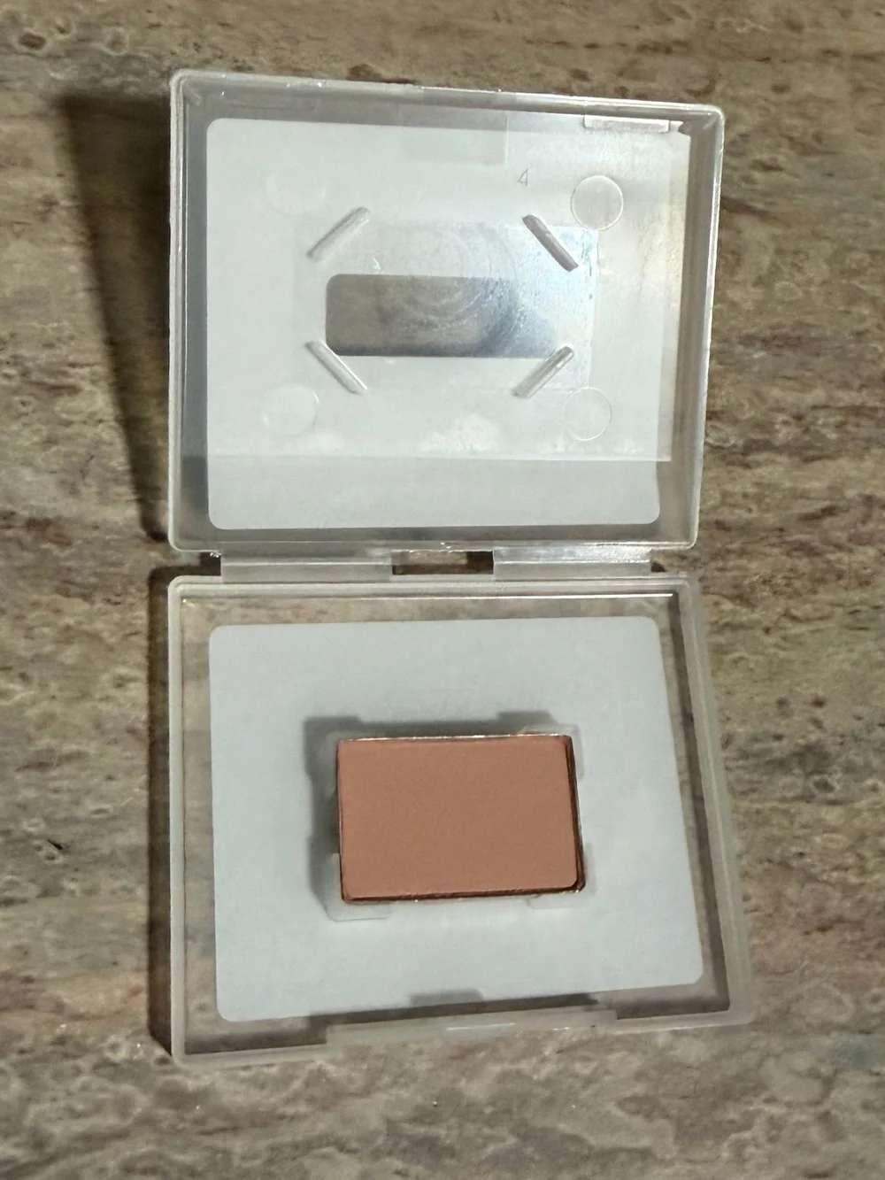 Mary Kay 3-Mineral Eye Color in Spun Silk, Sienna, and Silky Caramel